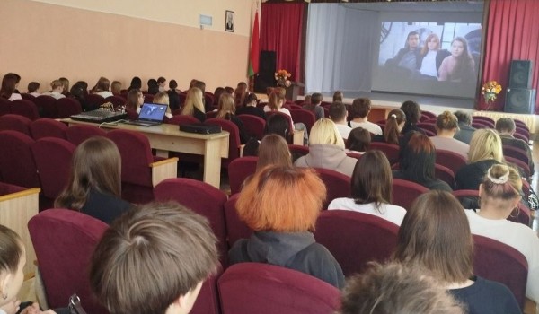 Просмотр видеофильма «Грязные слова»